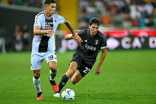 ? Alfonso sẽ bị chấn thương 2-3 tuần, không có cơ hội thi đấu với Leverkusen và Lazio